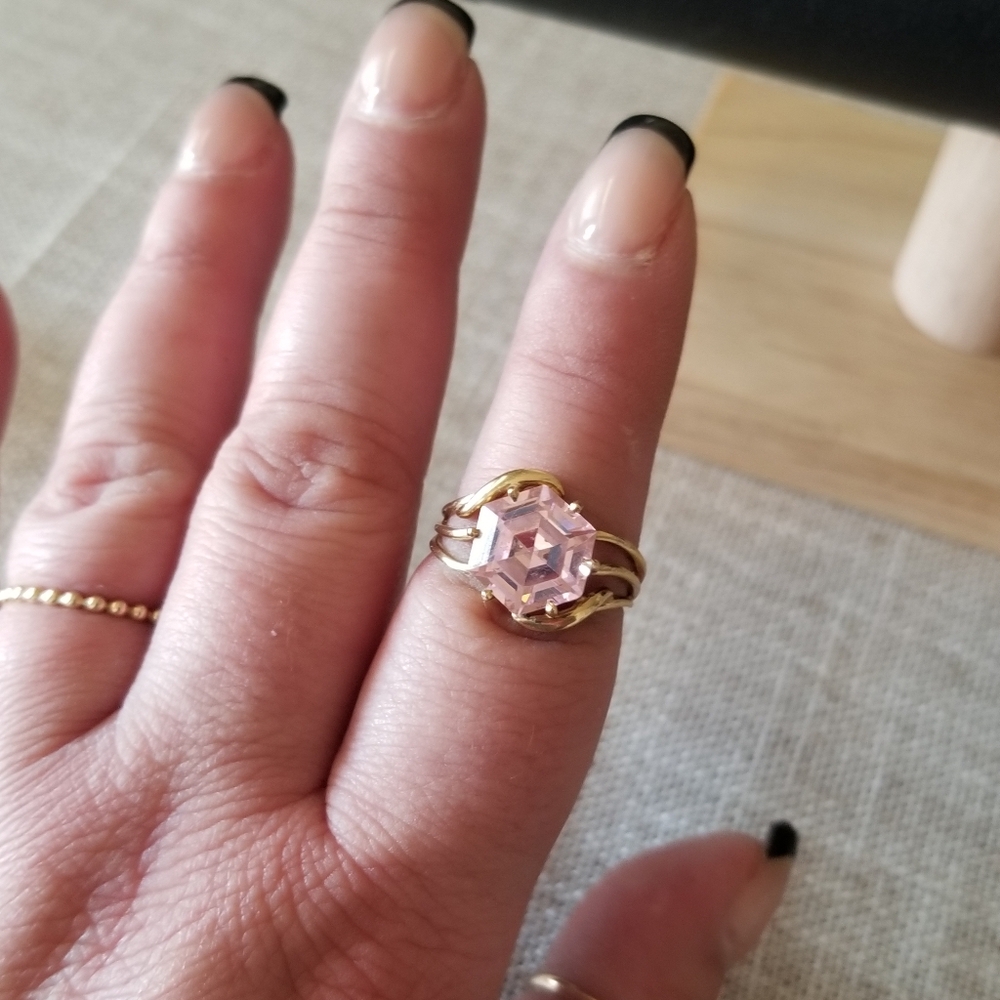 10K Gold CZ Statement Ring - Picture 5 of 11